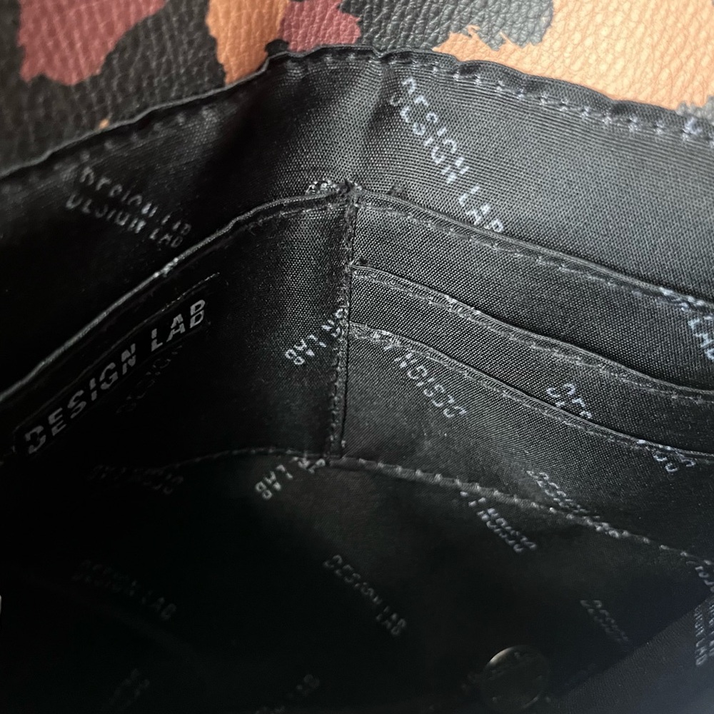 Leopard Large Clutch - Picture 3 of 3